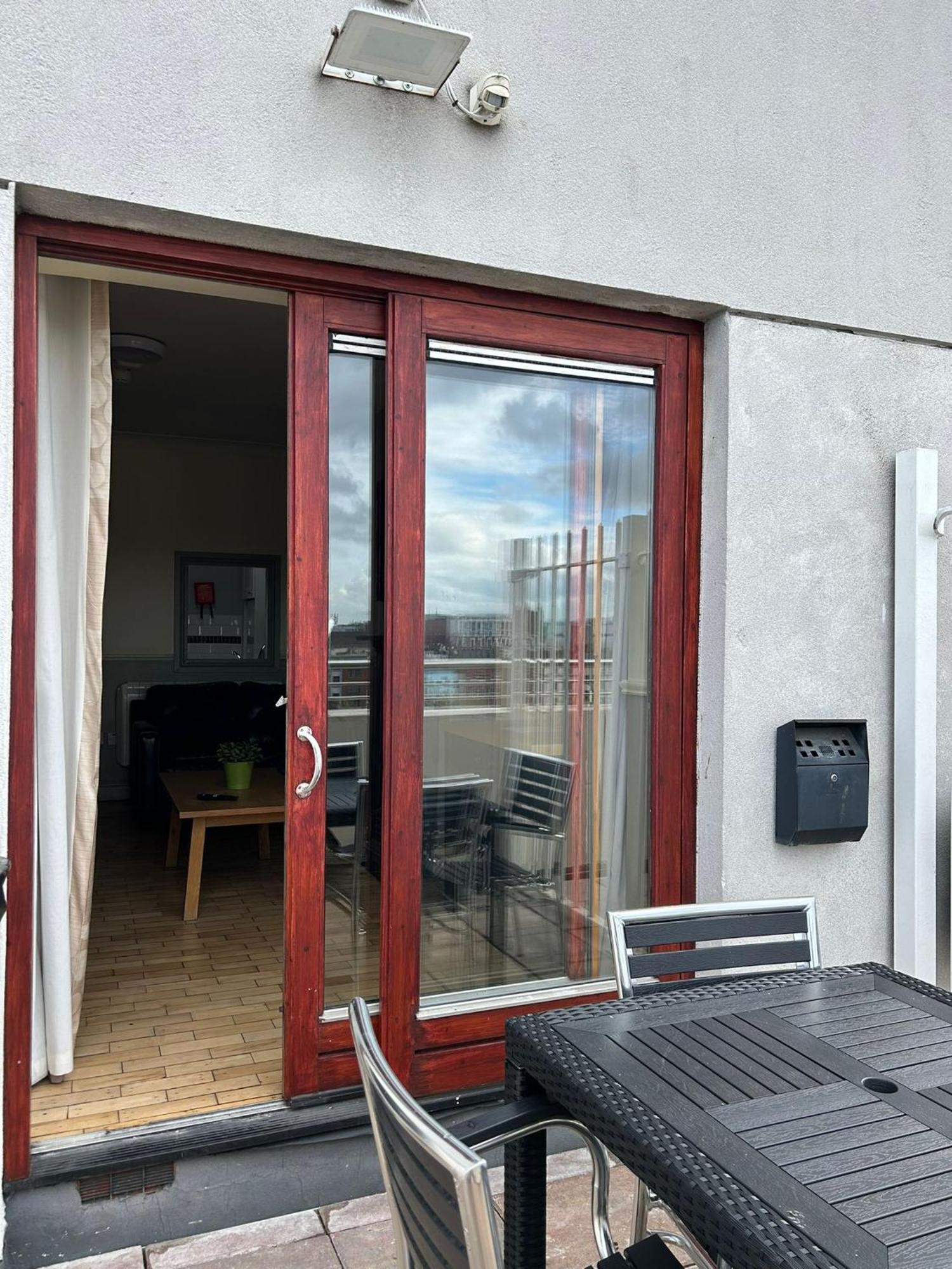Gogartys Temple Bar Apartments Dublin Ngoại thất bức ảnh
